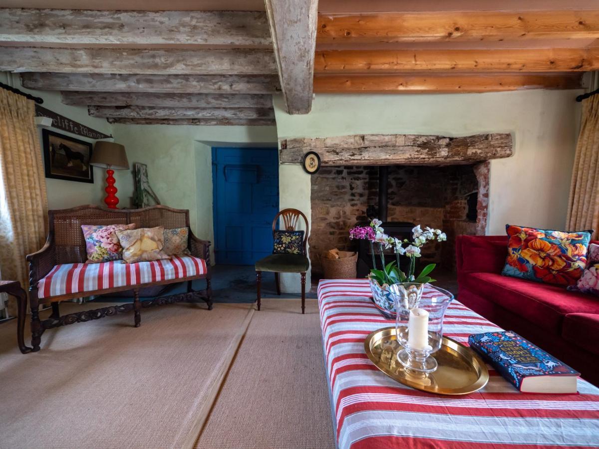 Country Cottage With Spa, Catering, Gardens, Nature Reserve Walks - Free Parking, Self Checkin Сканторп Экстерьер фото