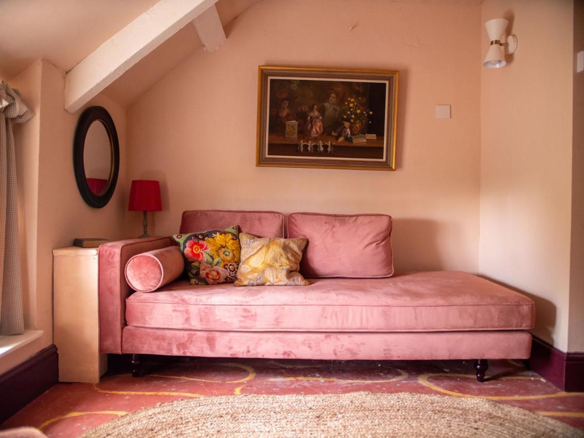 Country Cottage With Spa, Catering, Gardens, Nature Reserve Walks - Free Parking, Self Checkin Сканторп Экстерьер фото
